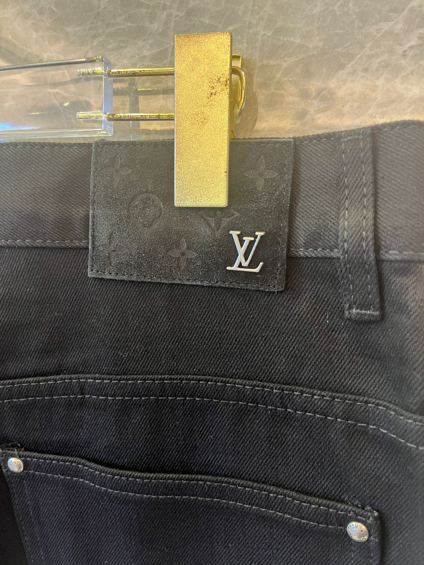 Pantalones vaqueros con estampado de carreras de Louis Vuitton
