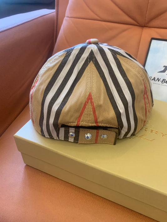 Burberry Vintage Check Baseball Cap - Beige