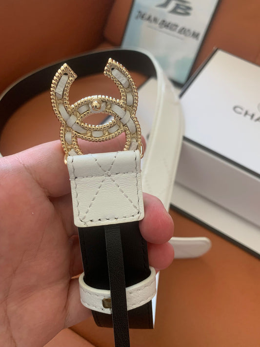 Chanel Quilted Leather Belt with Crystal-Embellished CC Logo Buckle – White