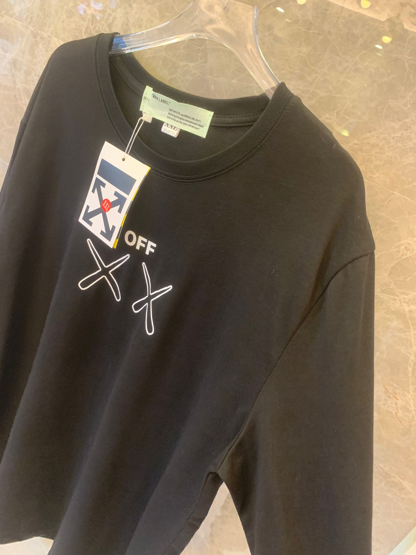 Off-White long sleeve t-shirt with XX arrows graphic – black