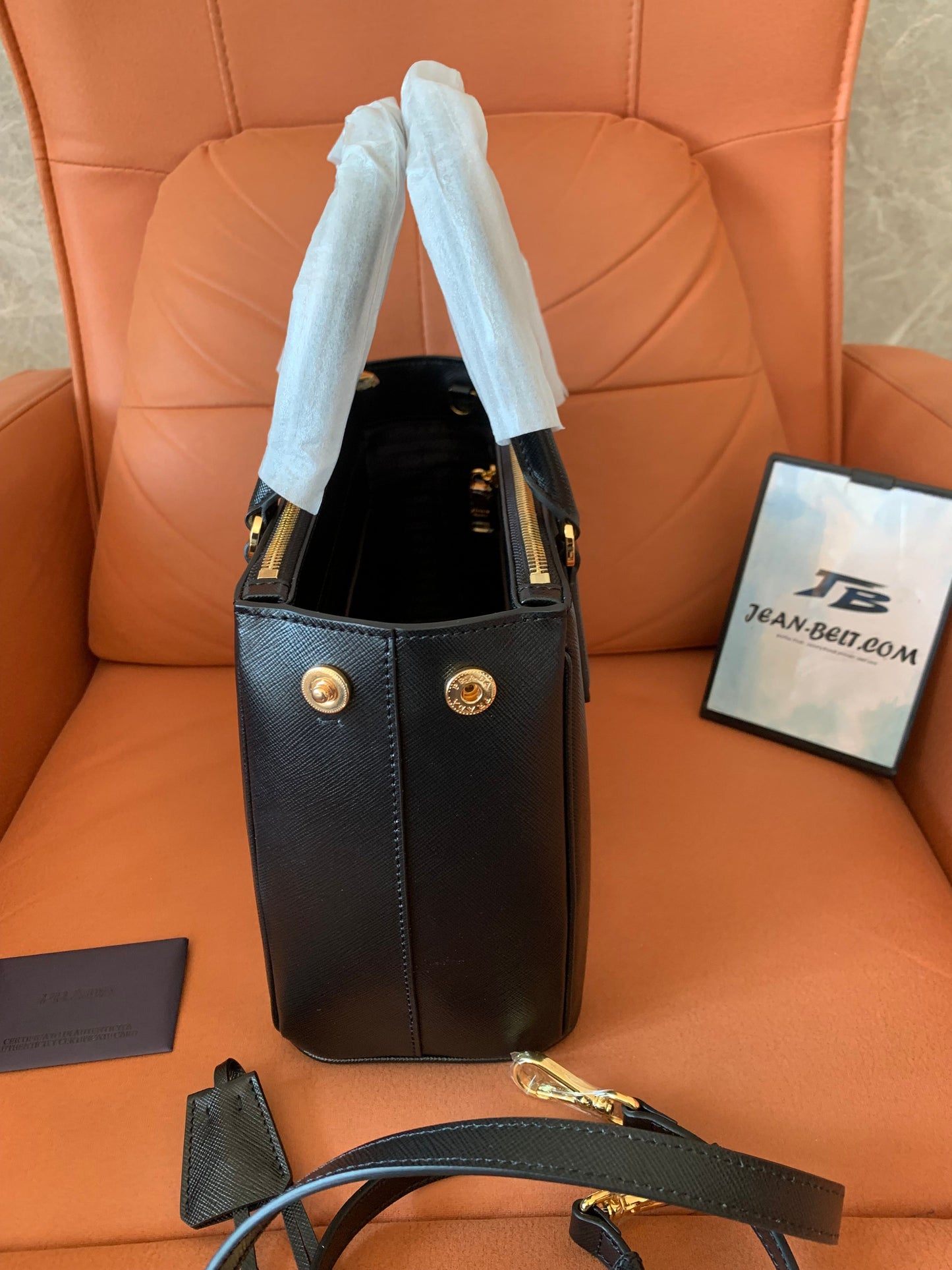 Bolso de hombro Prada Galleria mediano de piel negra