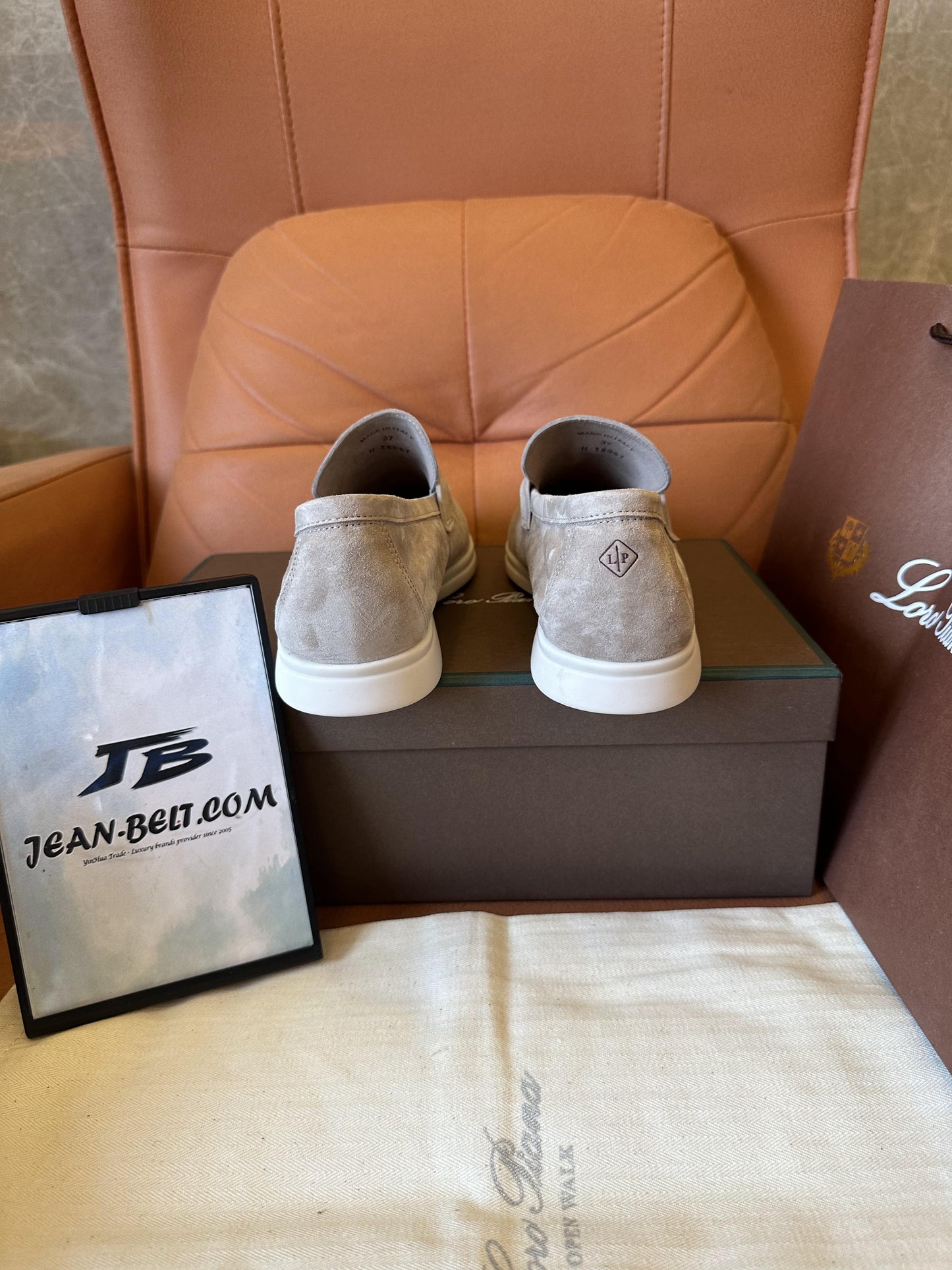 Mocasines planos Loro Piana Open Walk Charms de ante beige