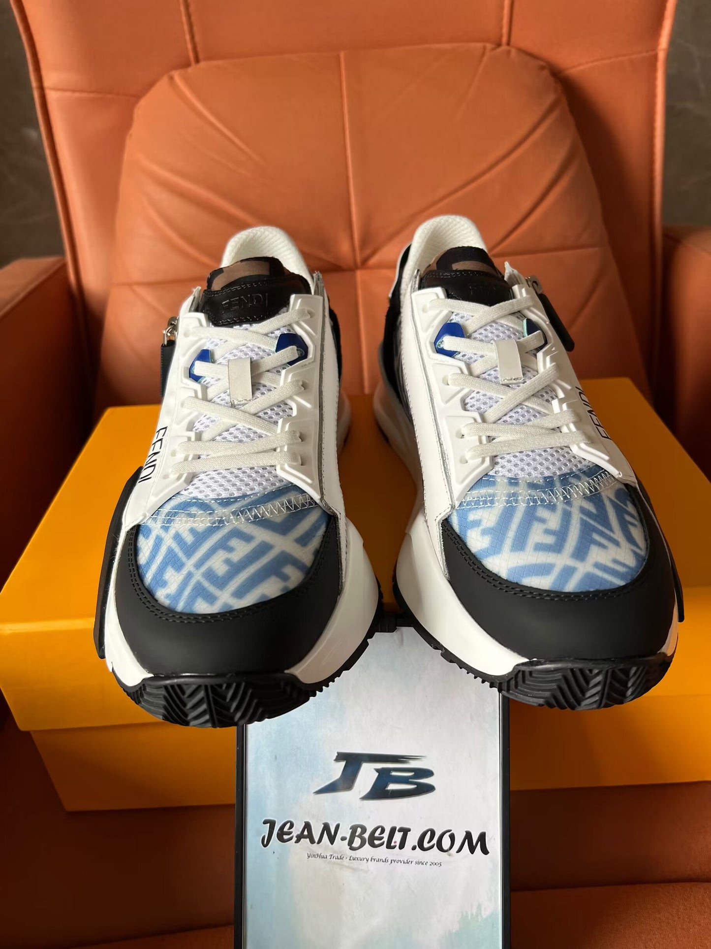 Zapatillas bajas de nailon azul claro Fendi Flow