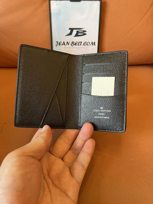 Funda para pasaporte con monograma de Louis Vuitton