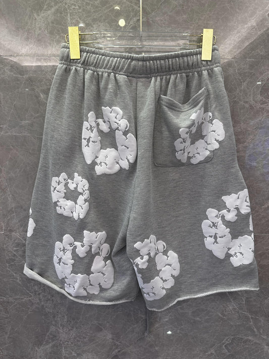 Shorts grises Four Cactus con estampado floral blanco