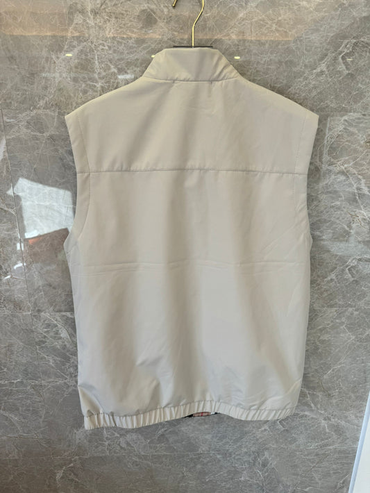 Burberry Lightweight Sleeveless Vest with Vintage Check Lining