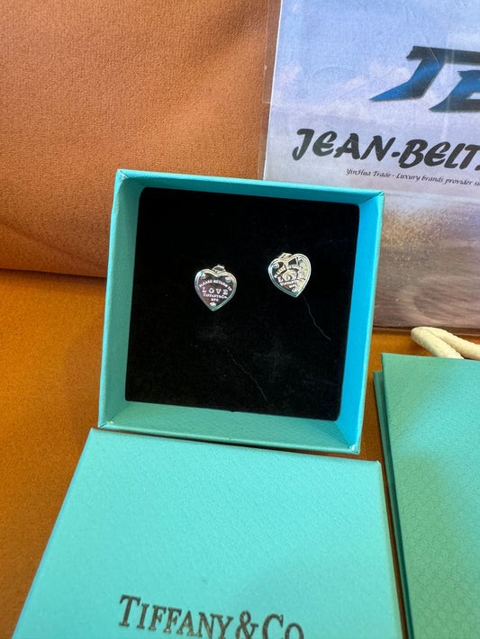 Tiffany & Co. Return to Love heart tag earrings in Sterling Silver