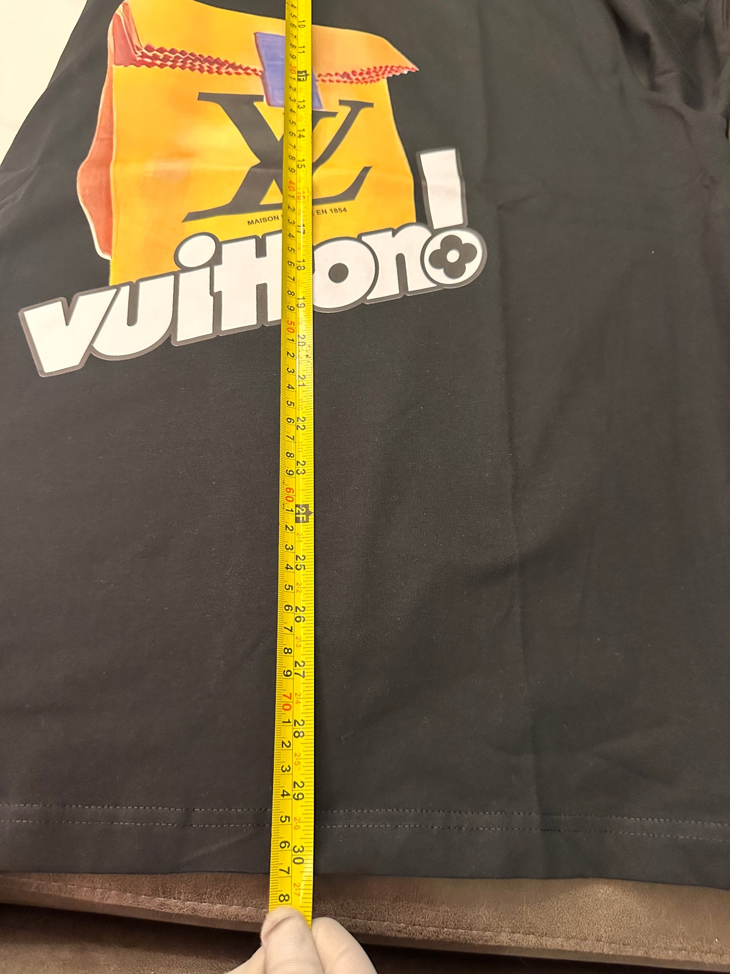 Camiseta con estampado gráfico de Louis Vuitton