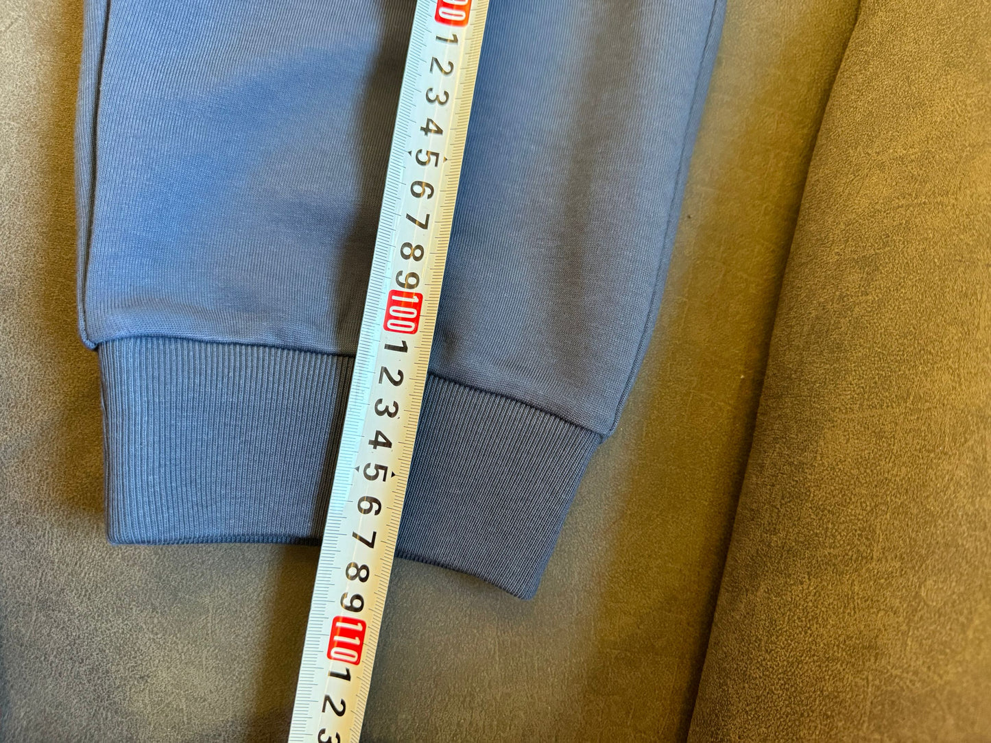 Pantalones deportivos Louis Vuitton de algodón técnico con perlas