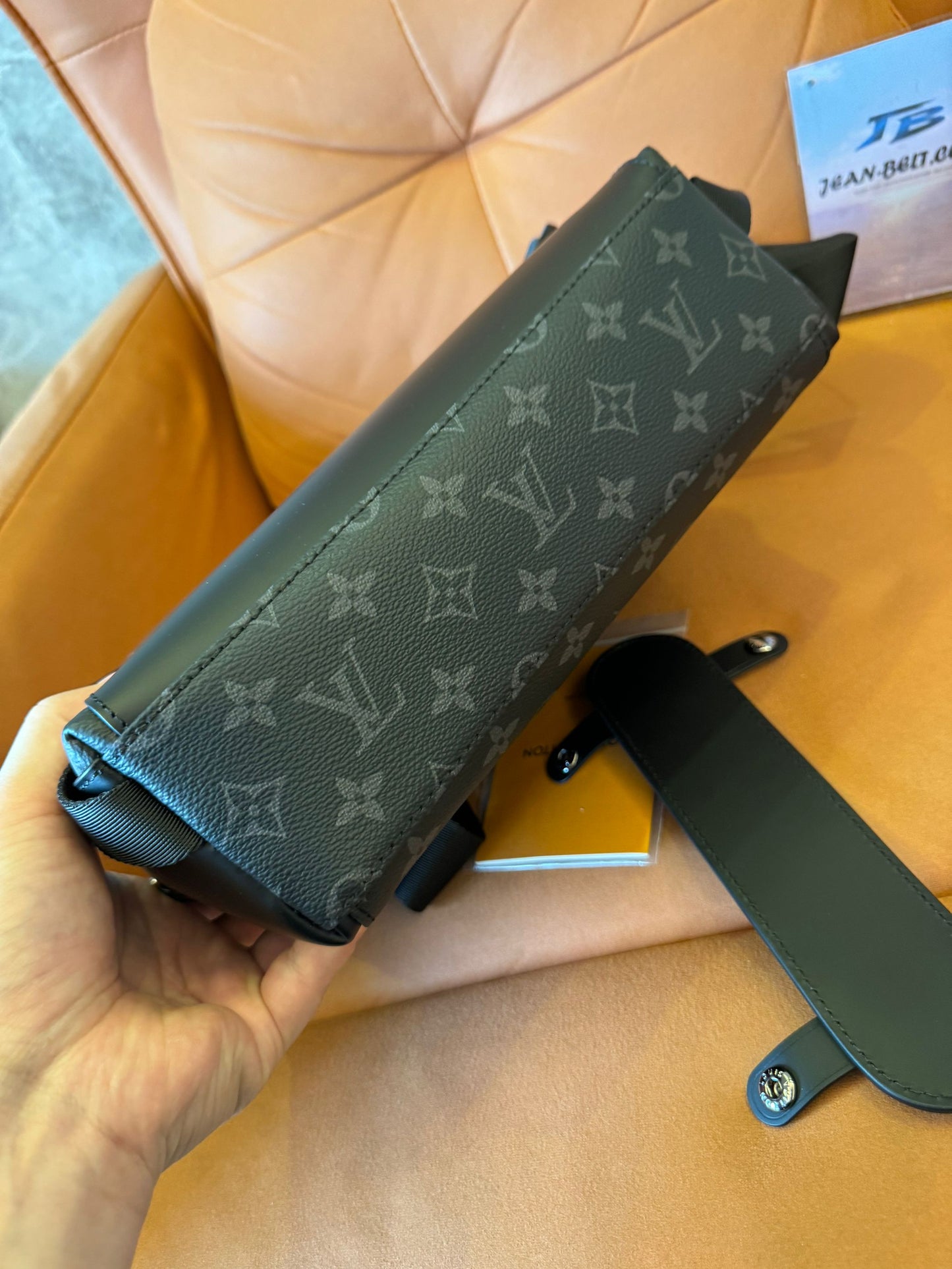 Louis Vuitton Messenger Voyager Monogram Eclie m40511 Bag