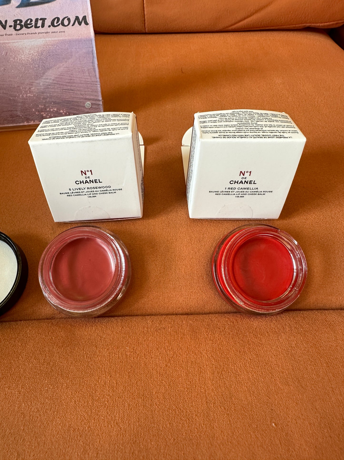 Chanel N°1 de Chanel Lip and Cheek Balm