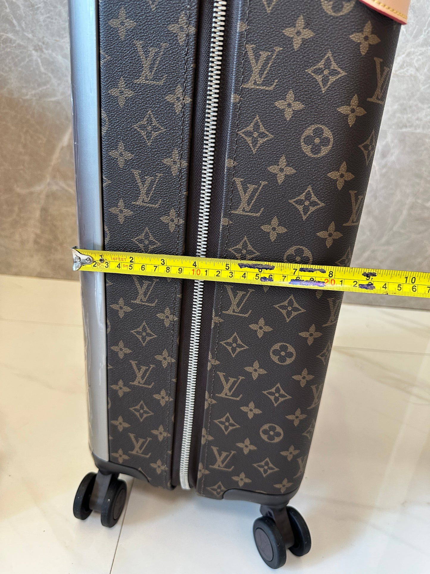 Mala Louis Vuitton Horizon Soft Monogram Canvas