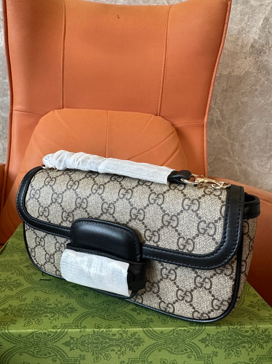 Gucci GG Supreme canvas shoulder bag