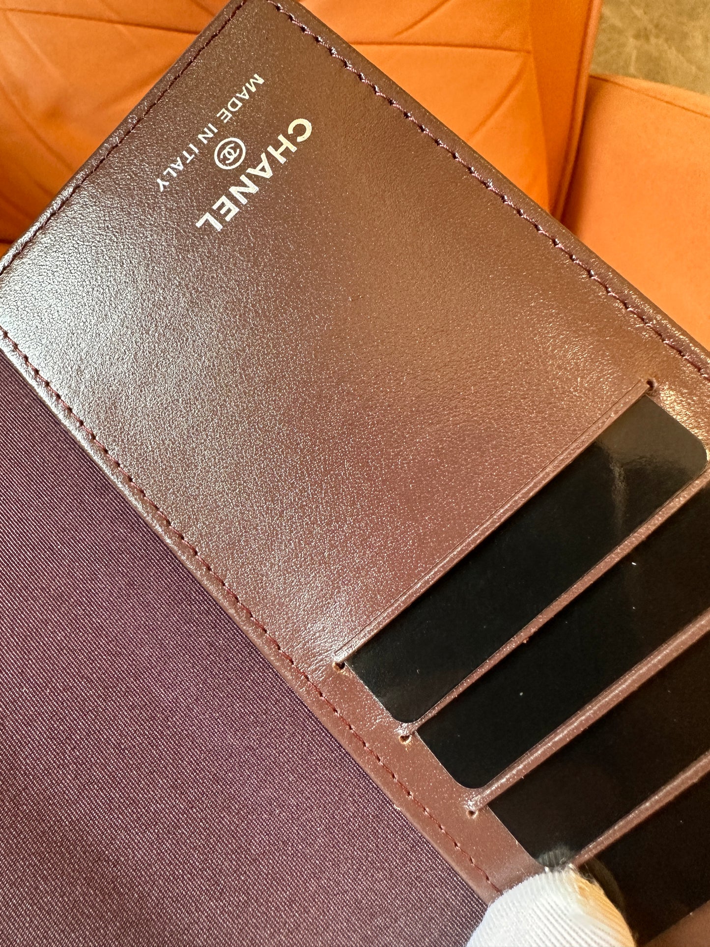 Chanel Bi-Fold Card Holder Wallet – Brown Burgundy Leather Finish