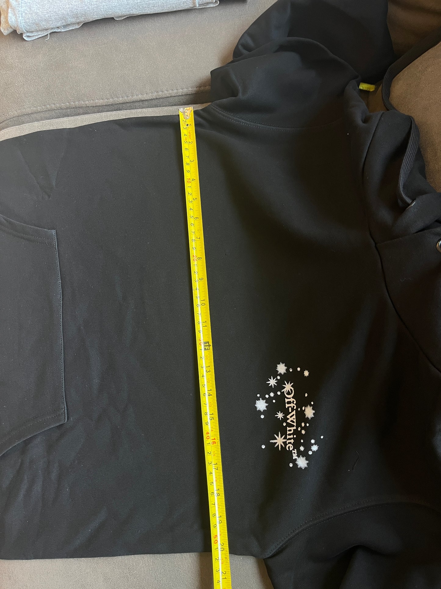 Off White men's stars print hooded pullover