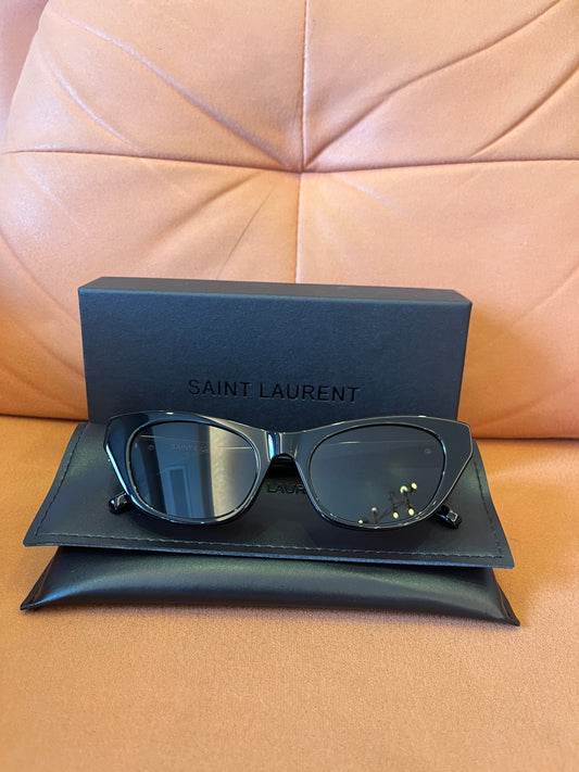 Gafas con montura de ojo de gato de Saint Laurent