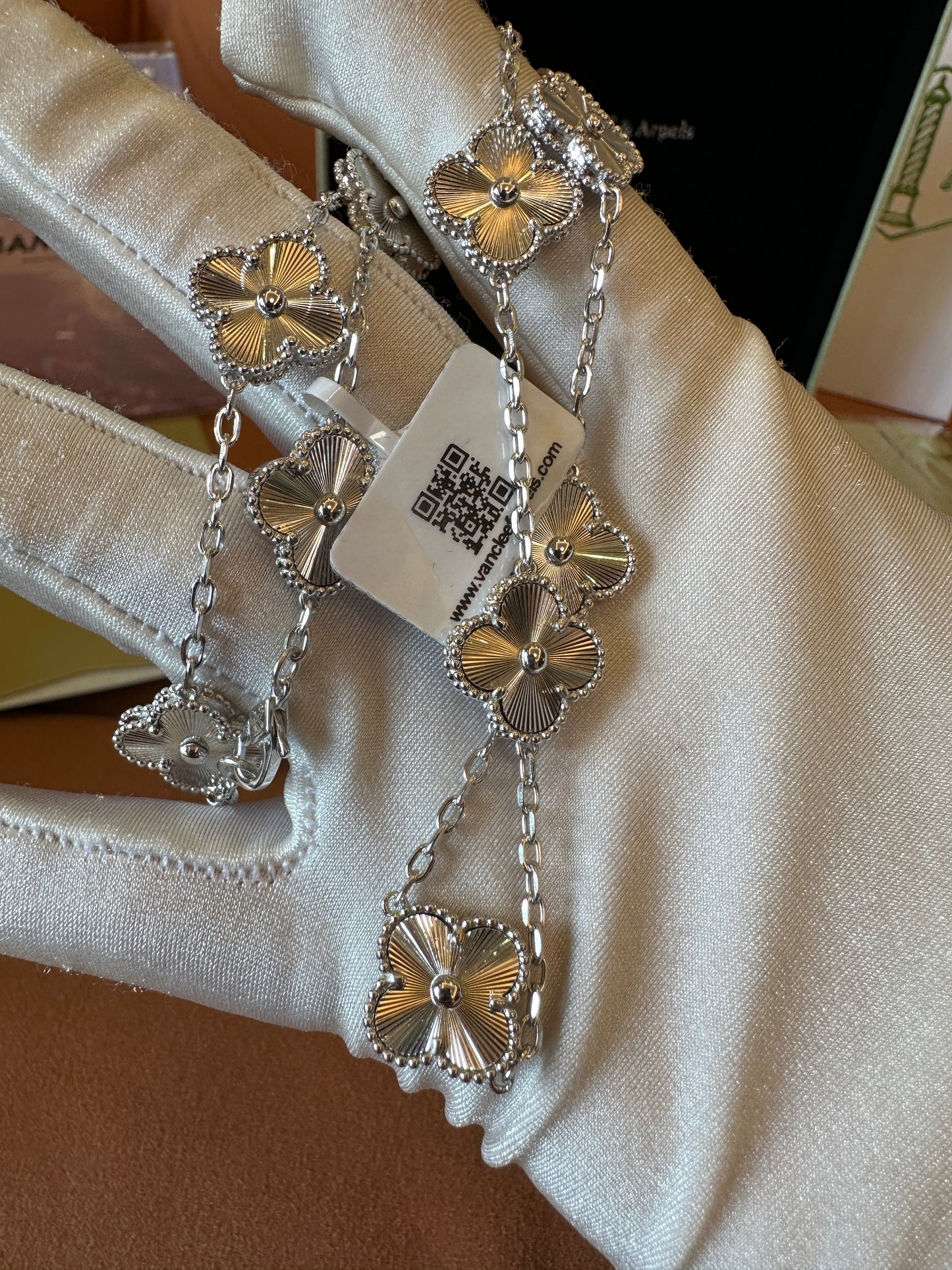 Van Cleef & Arpels Silver Clover Necklace 10 Motifs