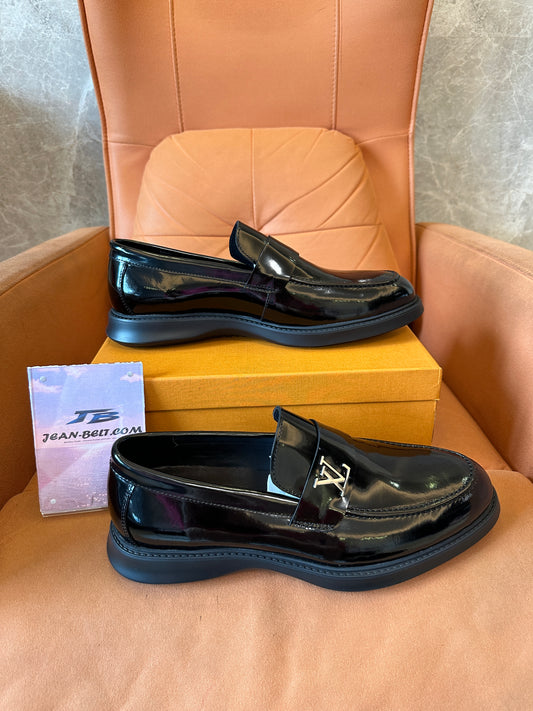 Louis Vuitton Black Patent Leather Loafers – Classic Logo Buckle Dress Shoes