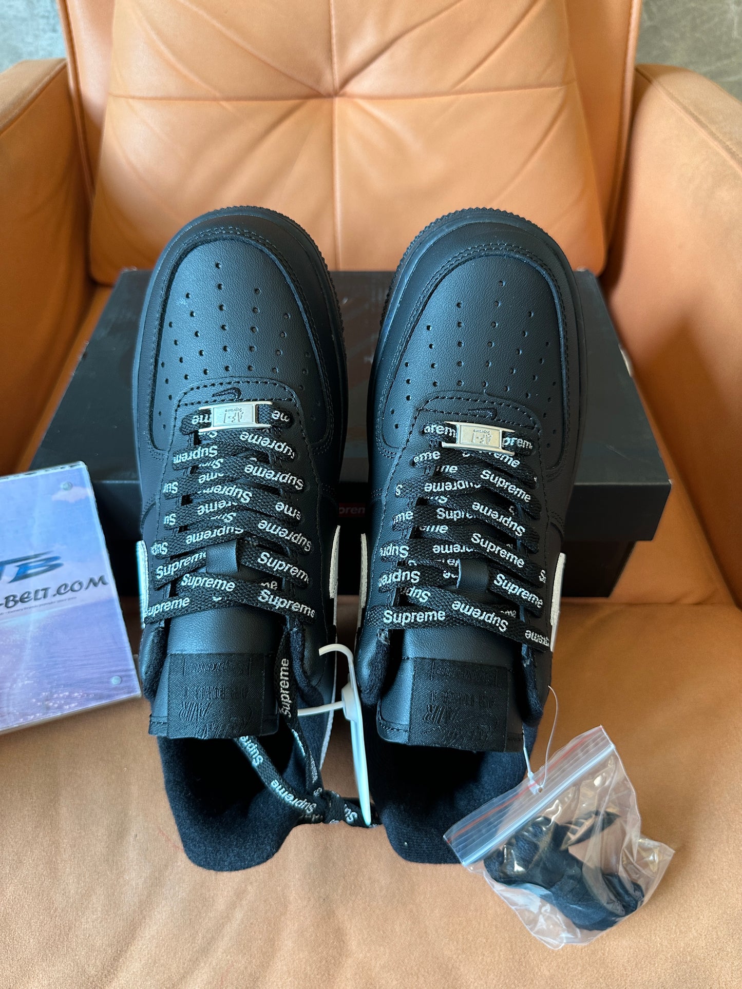 Nike Air Force 1 x Supreme Black Shoes