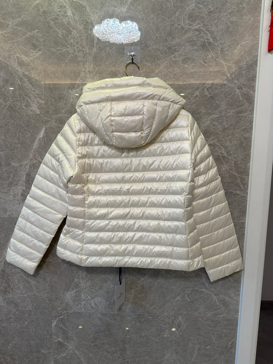 Moncler White Lightweight Down Jacket with Hood – Women’s Short Puffer Coat