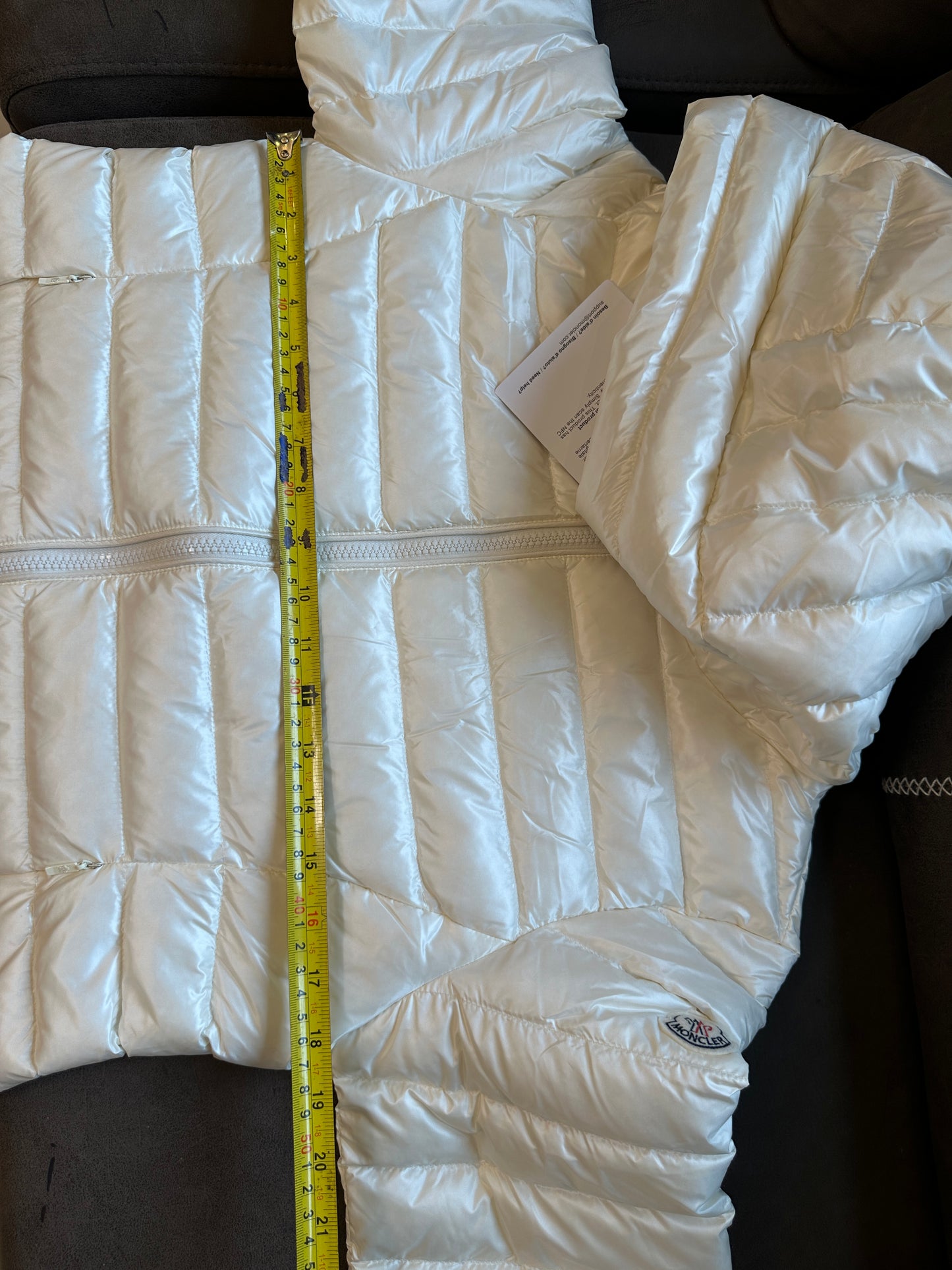 Moncler White Lightweight Down Jacket with Hood – Women’s Short Puffer Coat