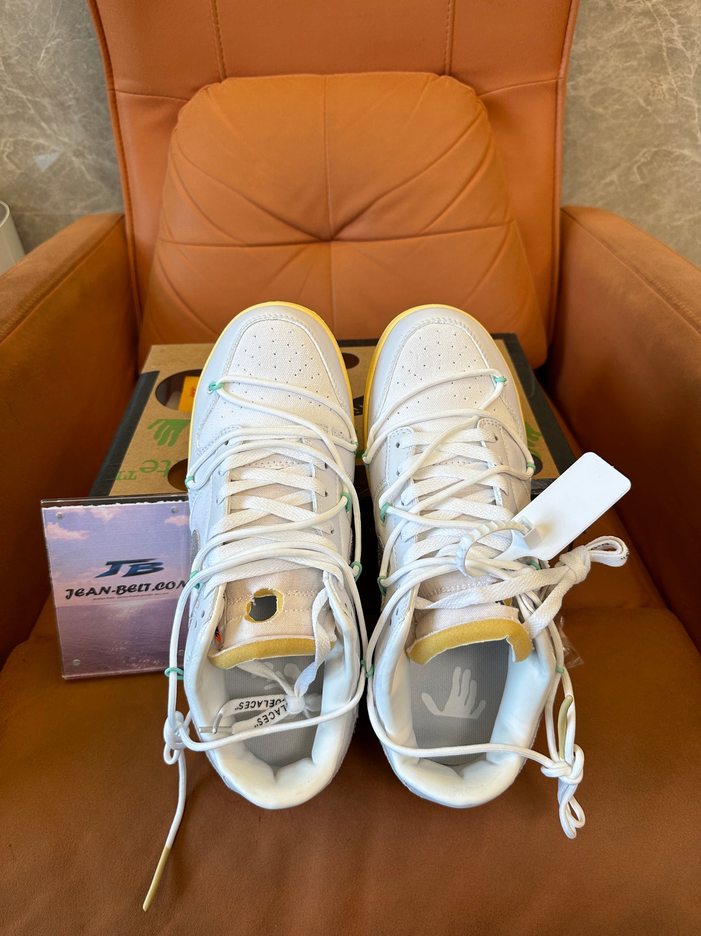 Nike x Off-White Dunk Low “Lot 18 of 50” White/Silver