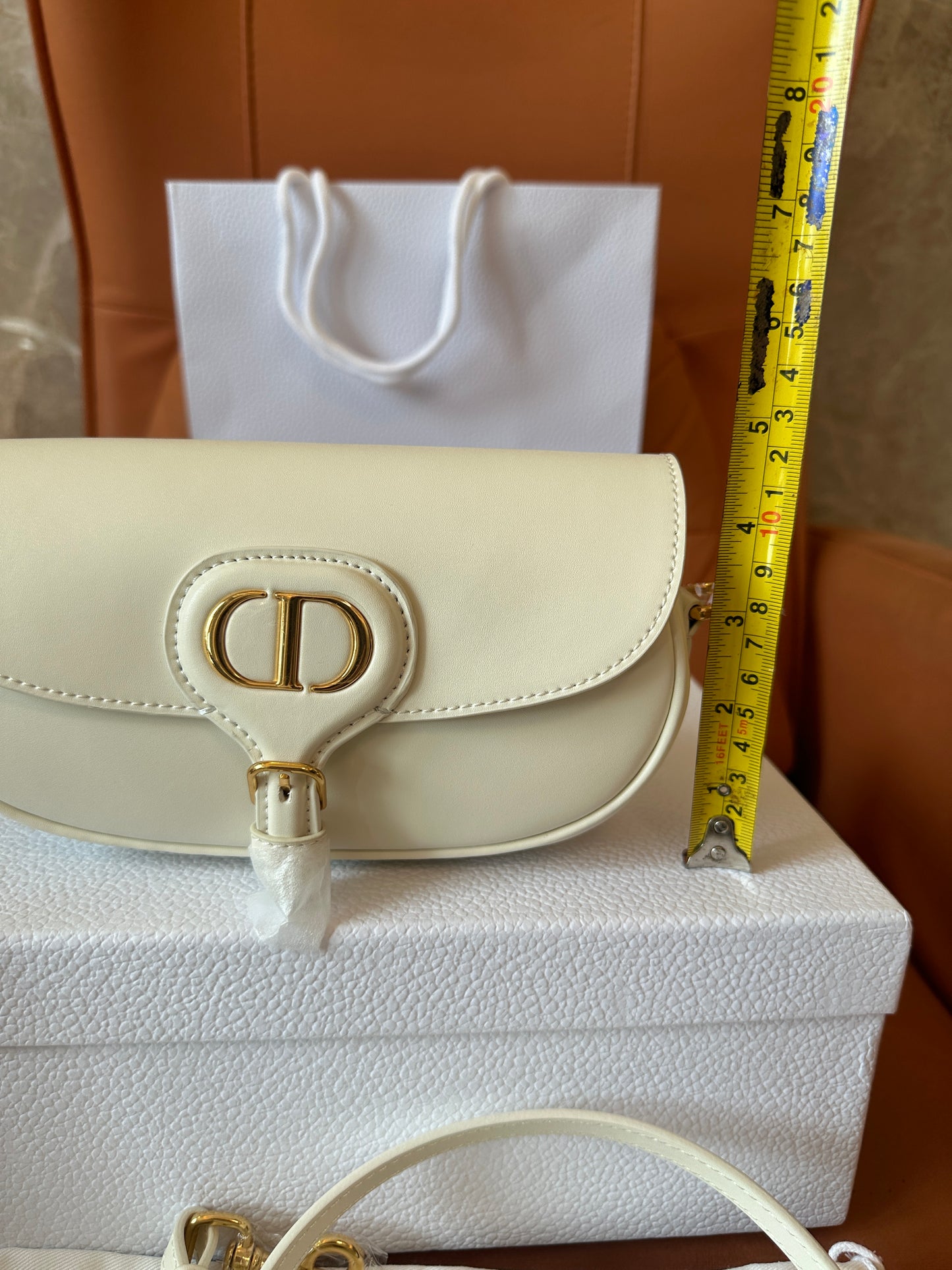Dior 30 Montaigne Avenue Bag in Ivory Calfskin