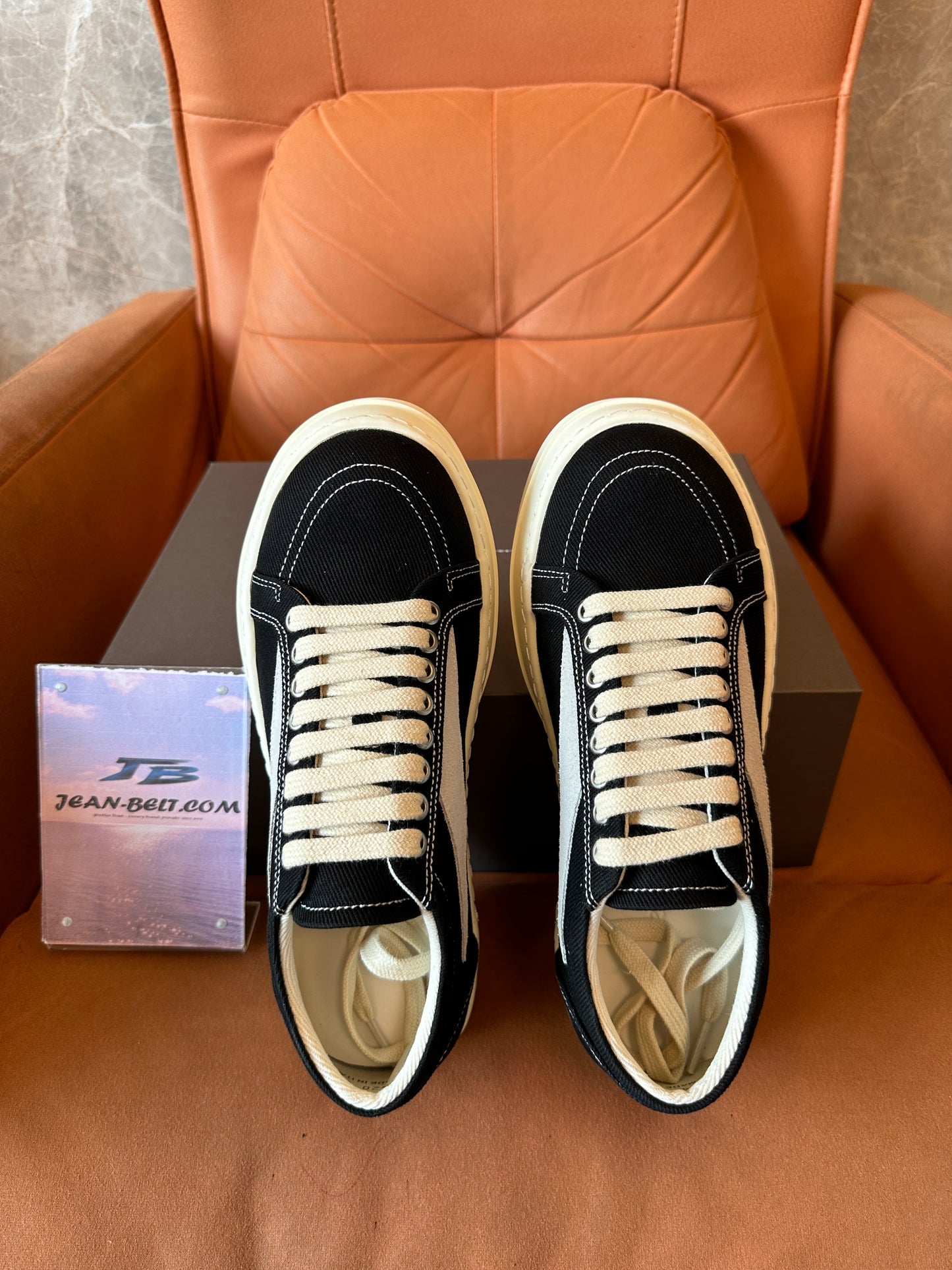 Rick Owens Low Lace-Up Sneaker in Black