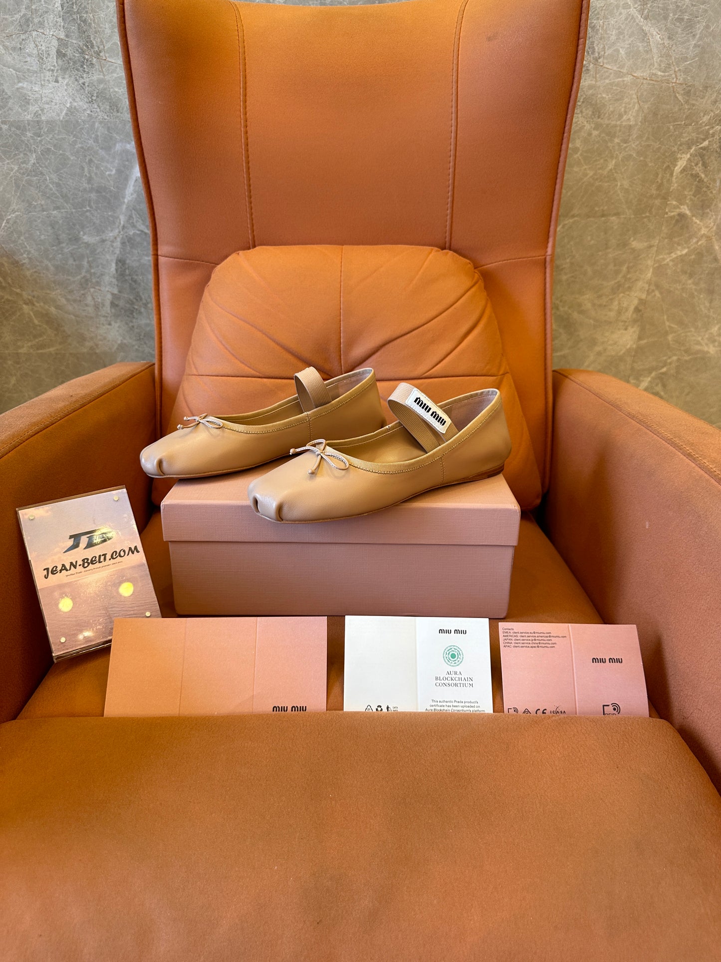 Zapatillas de ballet Miumiu SS24 color piel