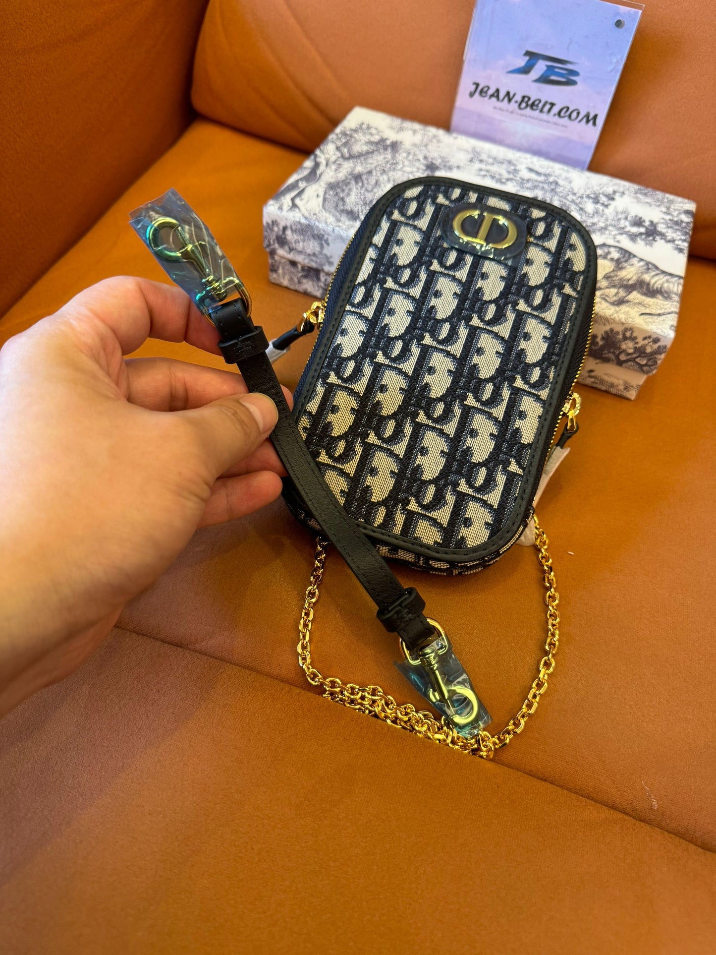 Christian Dior 30 Montaigne Phone Bag