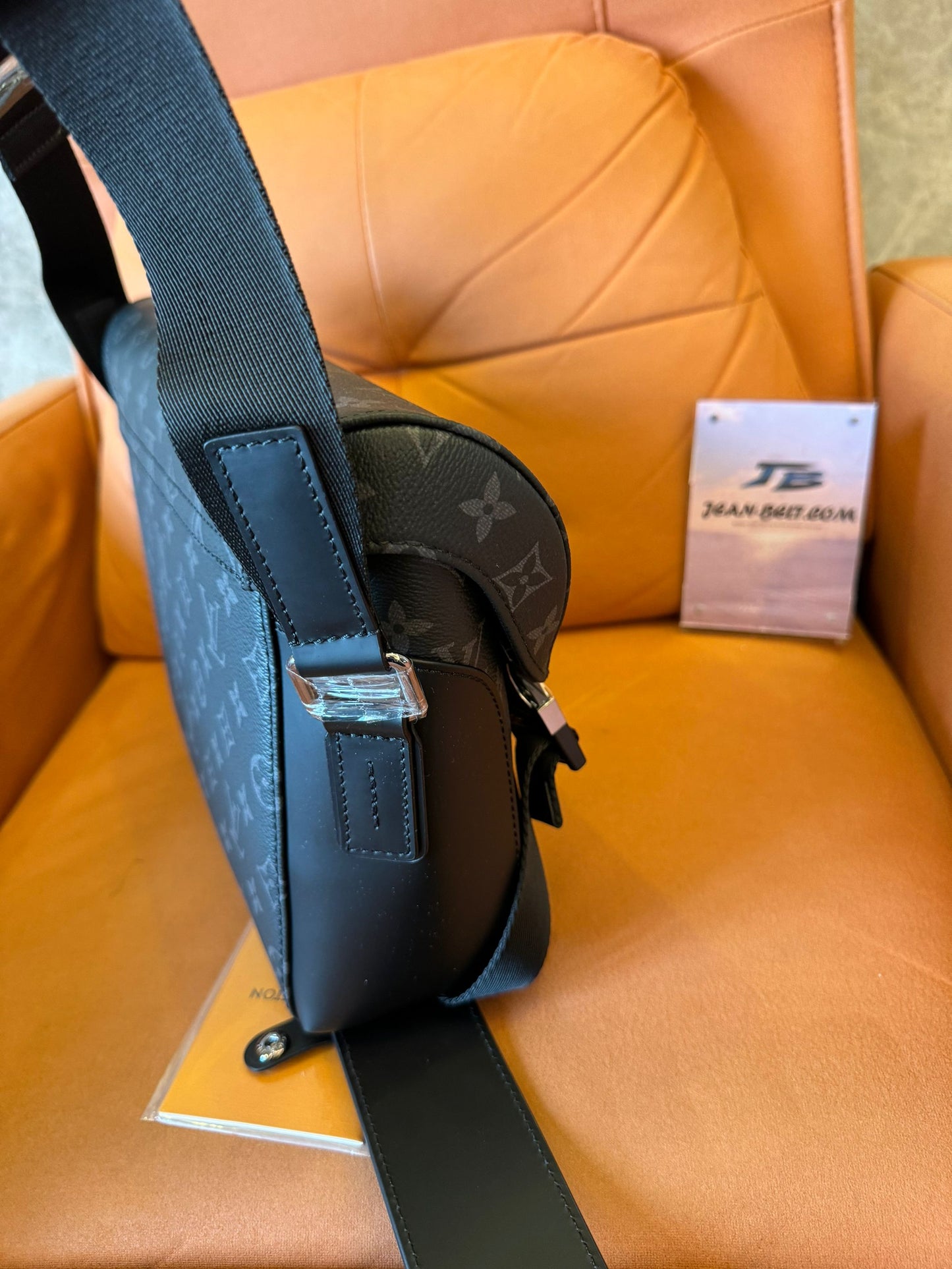 Louis Vuitton Messenger Voyager Monogram Eclie m40511 Bag