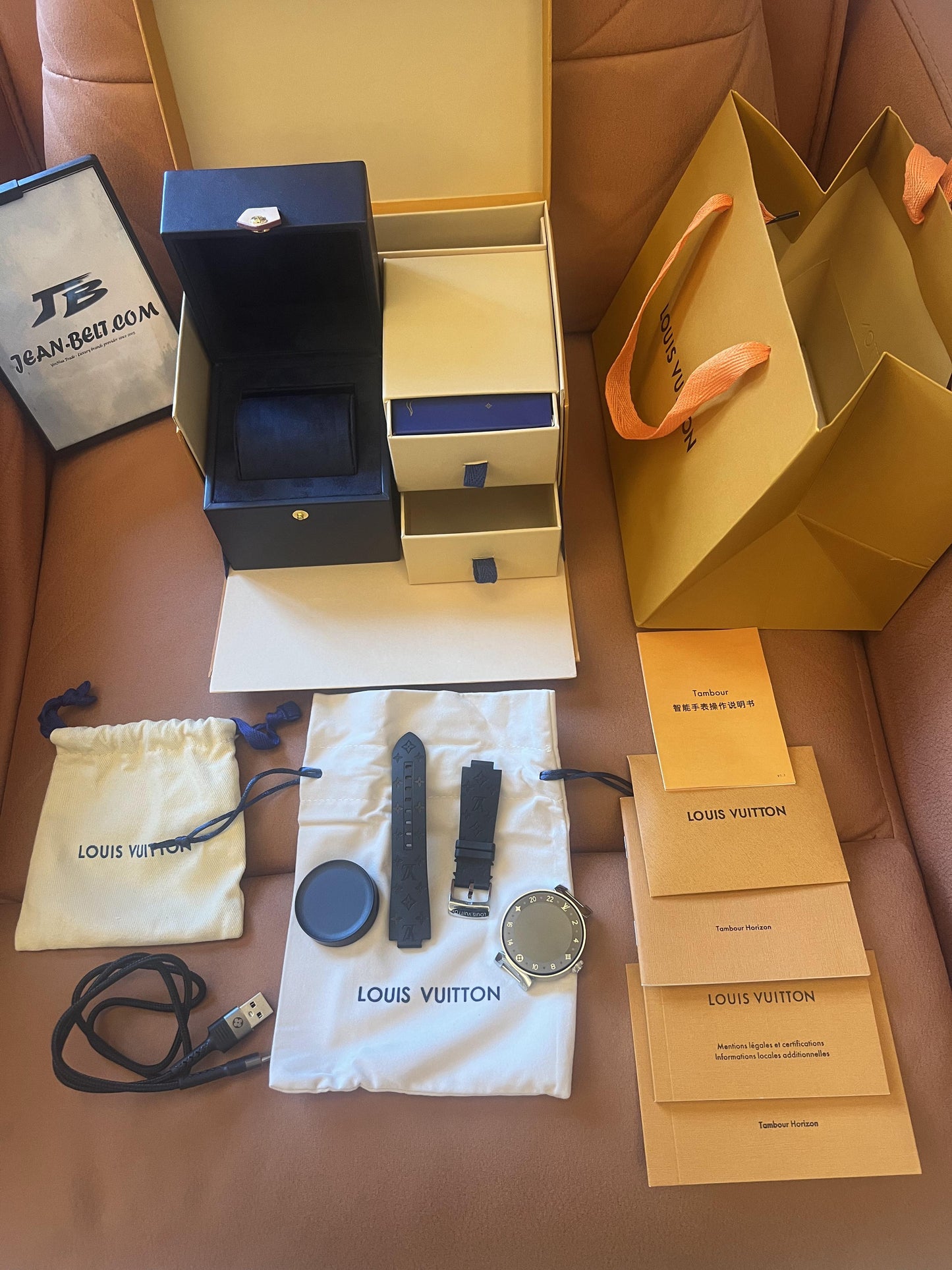 Reloj inteligente Tambour Horizon Light Up de Louis Vuitton