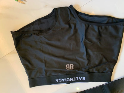Conjunto de baño con logotipo negro de Balenciaga para mujer: top de espalda cruzada y shorts de baño