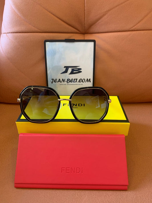 Gafas de sol octogonales extragrandes de Fendi