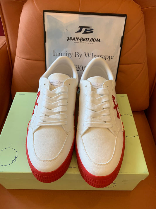 Tênis cano baixo em couro napa vulcanizado Off-White