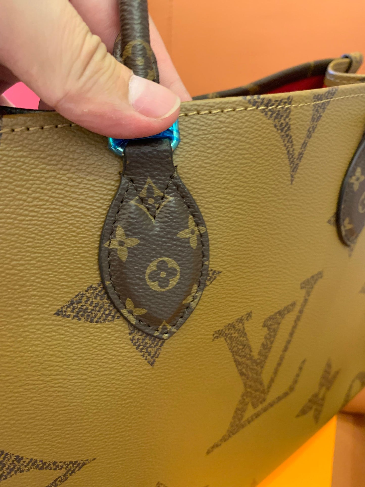 Bolso de mano Louis Vuitton Onthego