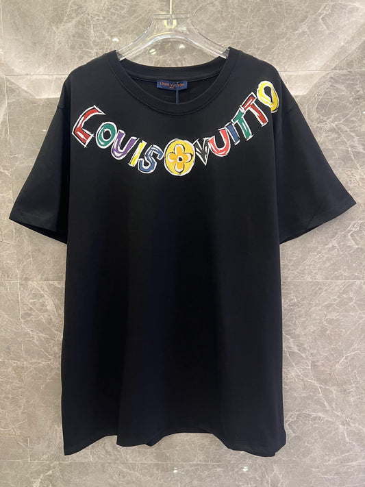 Camiseta negra con el logotipo del grafiti de Louis Vuitton