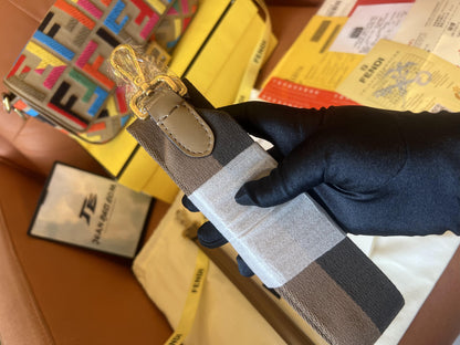 Bolso de mano Fendi baguette bordado en color limitado
