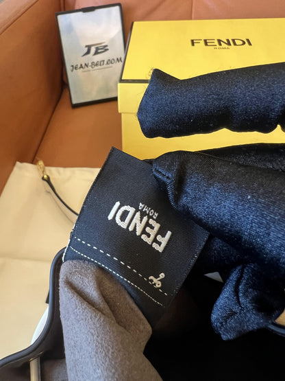 Sac à main mon trésor Fendi nude crème