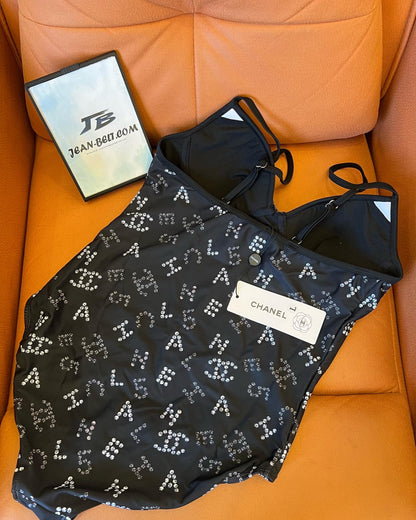 Fato de Banho Preto Chanel de Uma Peça com Design Brilhante