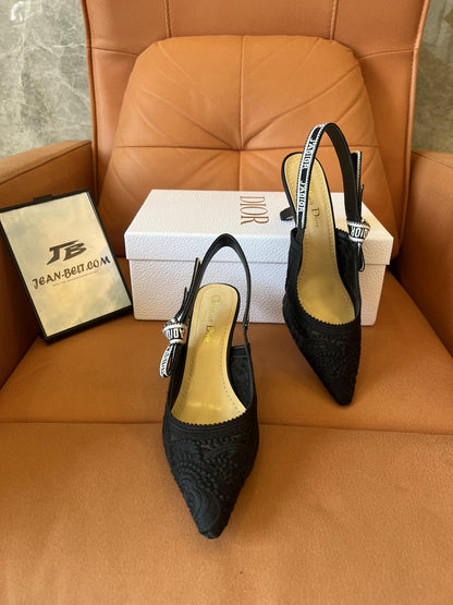 Zapatos de salón con tira trasera J'adior de encaje y malla negros de Christian Dior