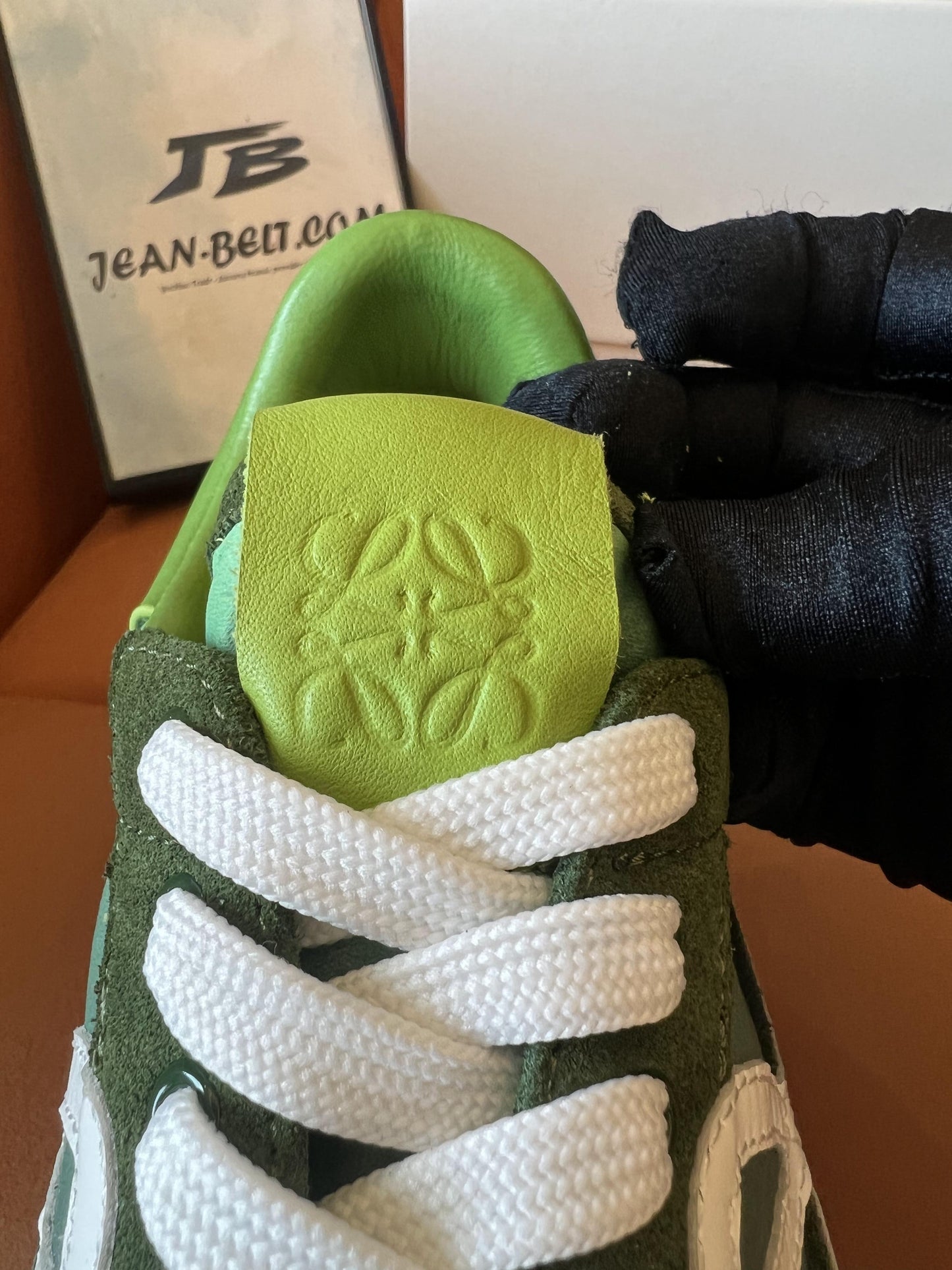Zapatillas bajas verdes y marrones de Loewe×Paula's Ibiza Flow Runner de piel de becerro y nailon