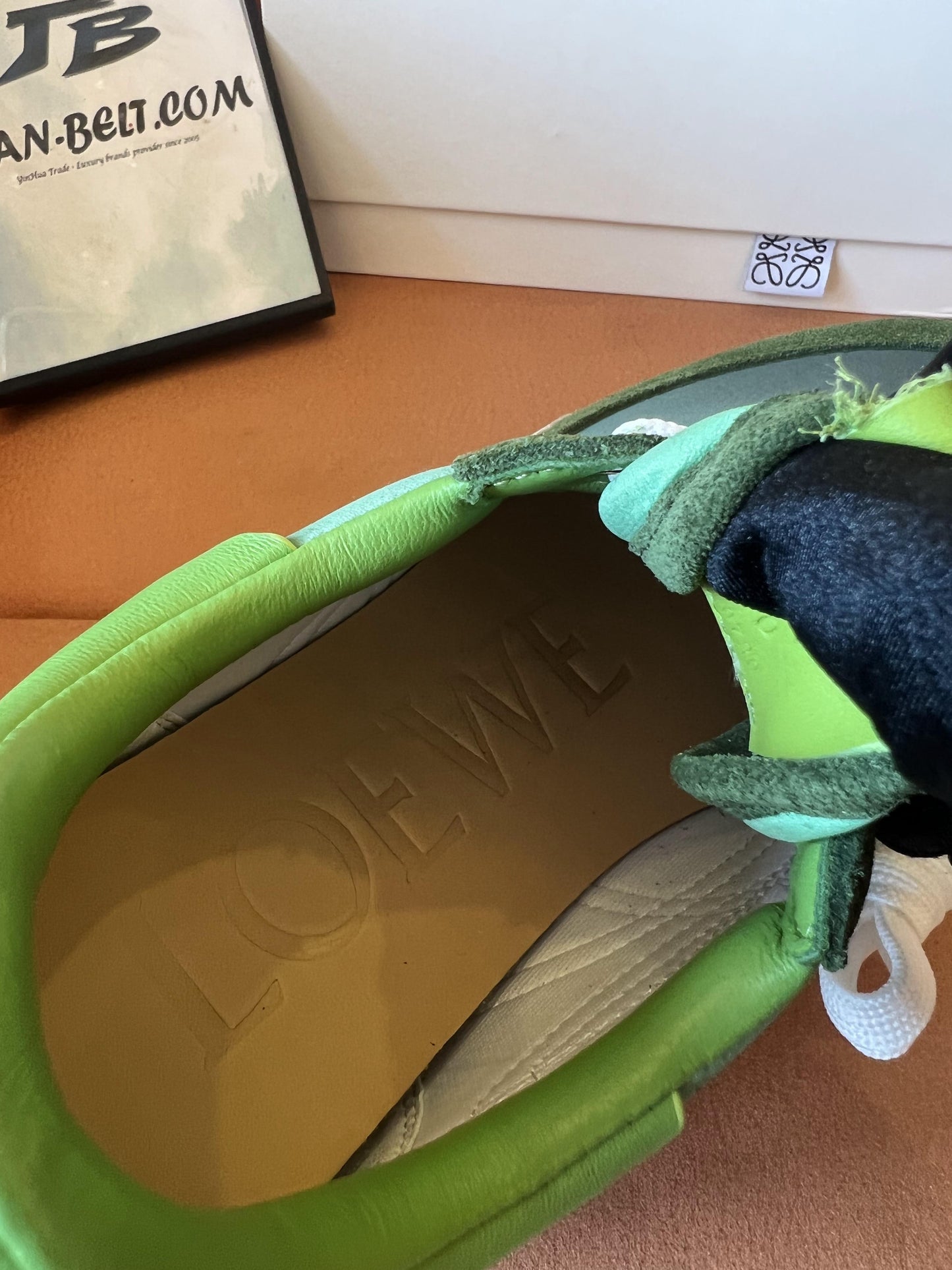 Zapatillas bajas verdes y marrones de Loewe×Paula's Ibiza Flow Runner de piel de becerro y nailon