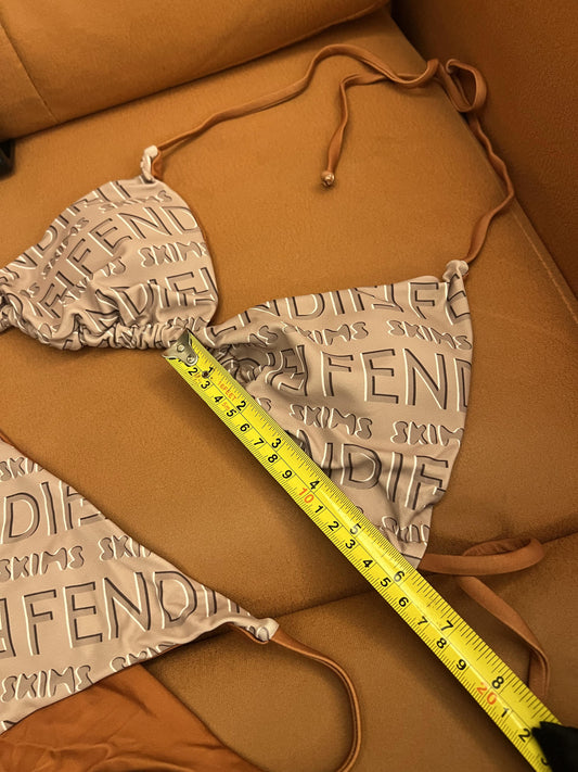 Conjunto de bikini de diseño Fendi x Skims