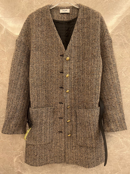 Casaco de Lã Herringbone Celine com Botão Dourado e Cinto