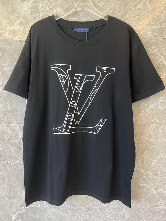 Camiseta gráfica negra Louis Vuitton x NBA: camiseta en colaboración con el diseñador