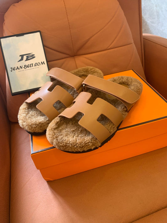 Sandalias de piel de oveja Oran de Hermès