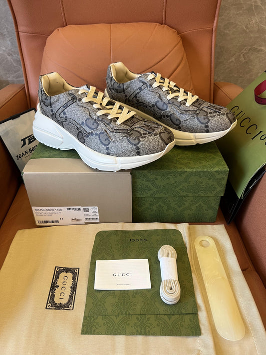 Tênis Gucci Rhyton GG 100