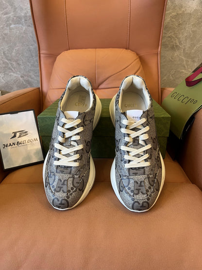 Tênis Gucci Rhyton GG 100