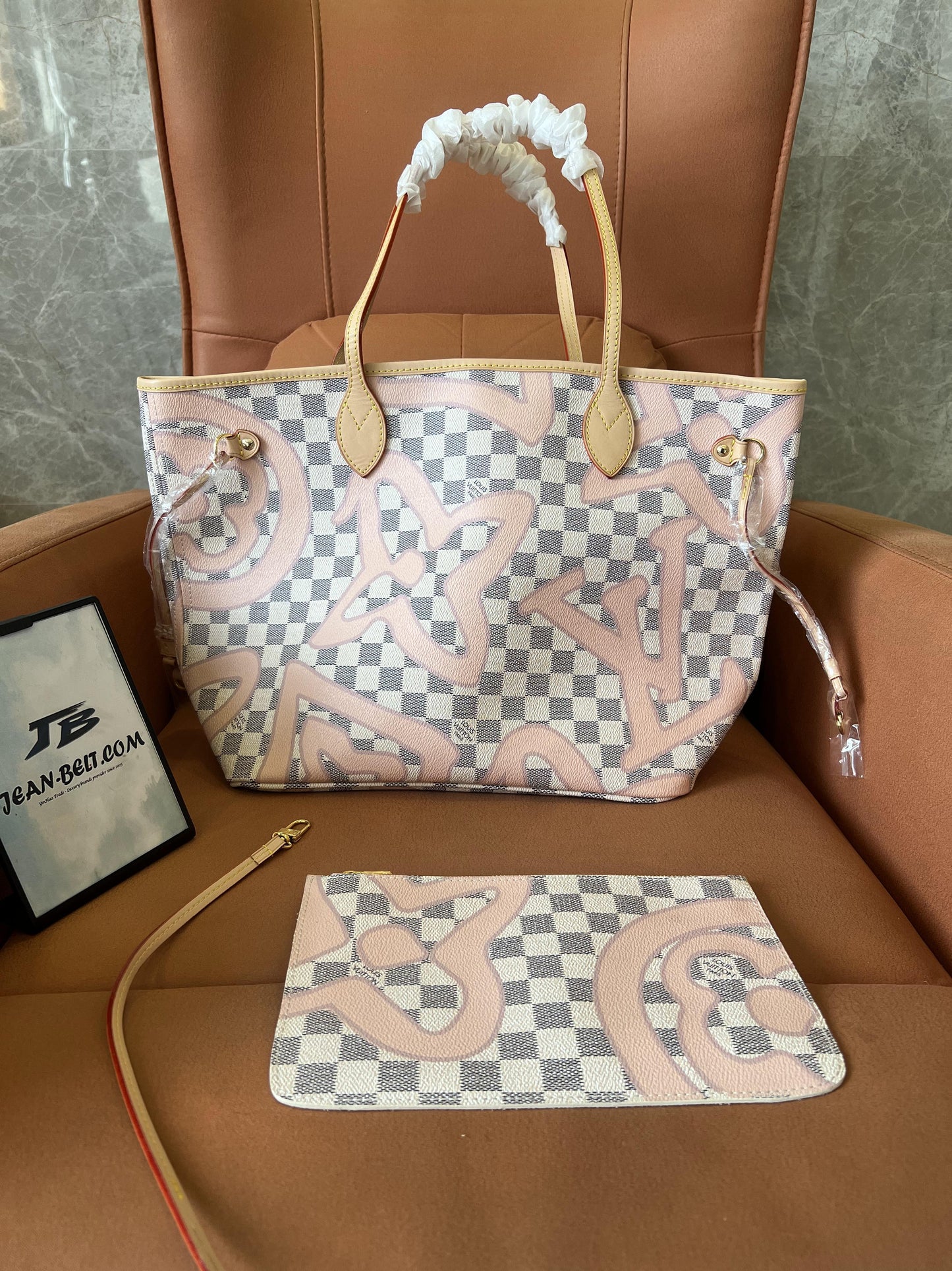 Bolso de tela Neverfull de Louis Vuitton